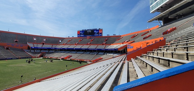 却令人刮目 却令人刮目